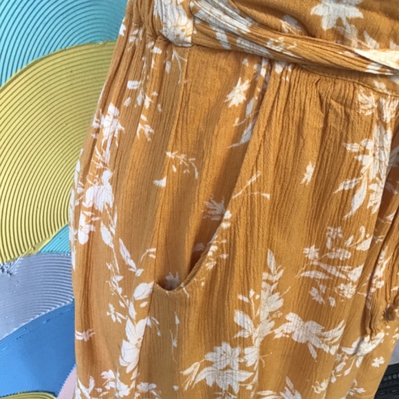 Wallflower green floral skirt Sz S - Picture 5 of 7